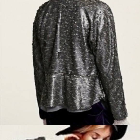 GORGEOUS FREE PEOPLE SILVER SEQUIN JACKET TOP SIZE SMALL SHIMMERY NWT - Picture 4 of 17
